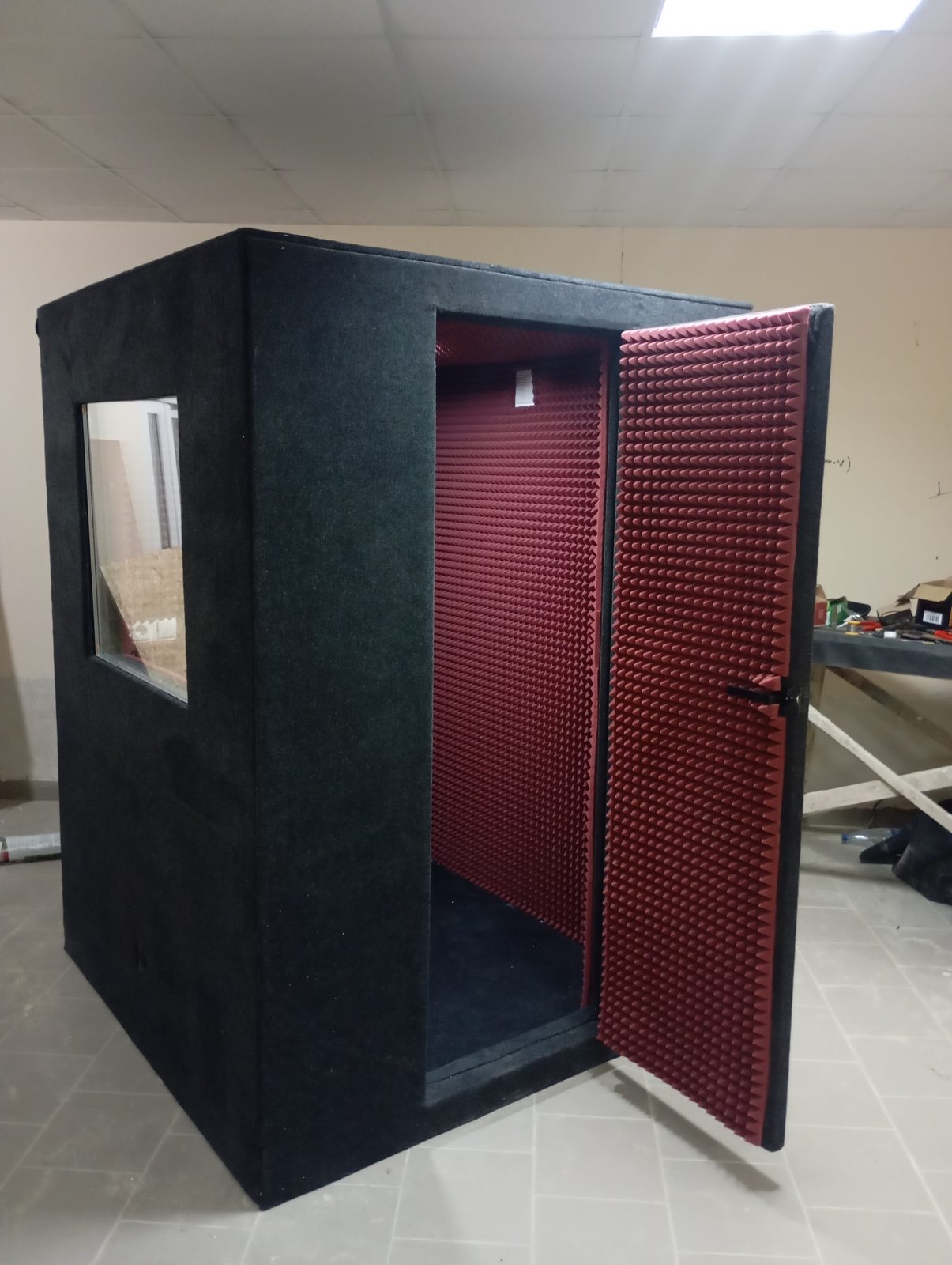 Кабина VoiceBox